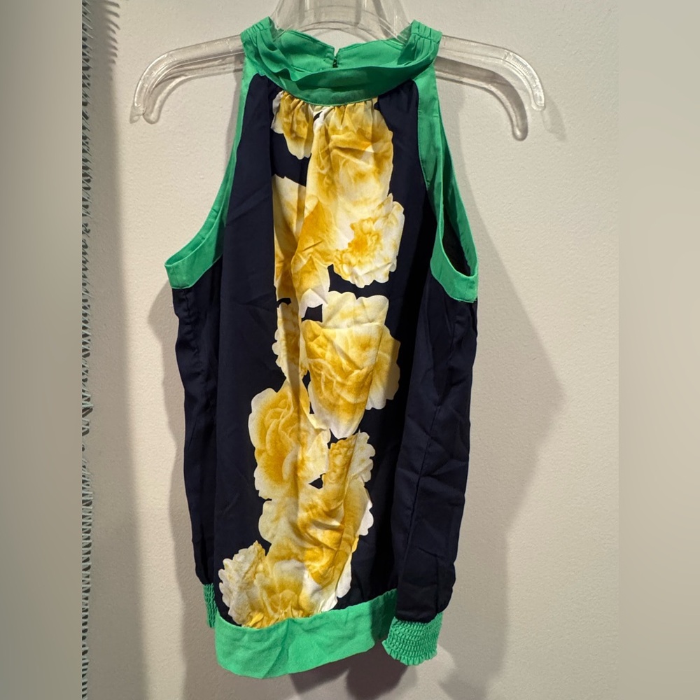 New York & Company Green Trim Sleeveless Floral Top. Size Medium